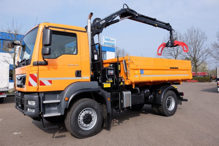 18to-allrad-kipper-kran__17_
