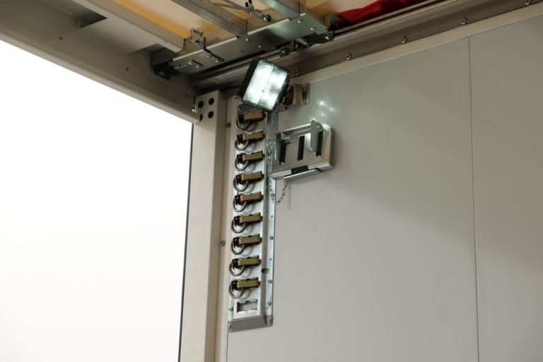 koffer-mit-schiebeverdeck__11_